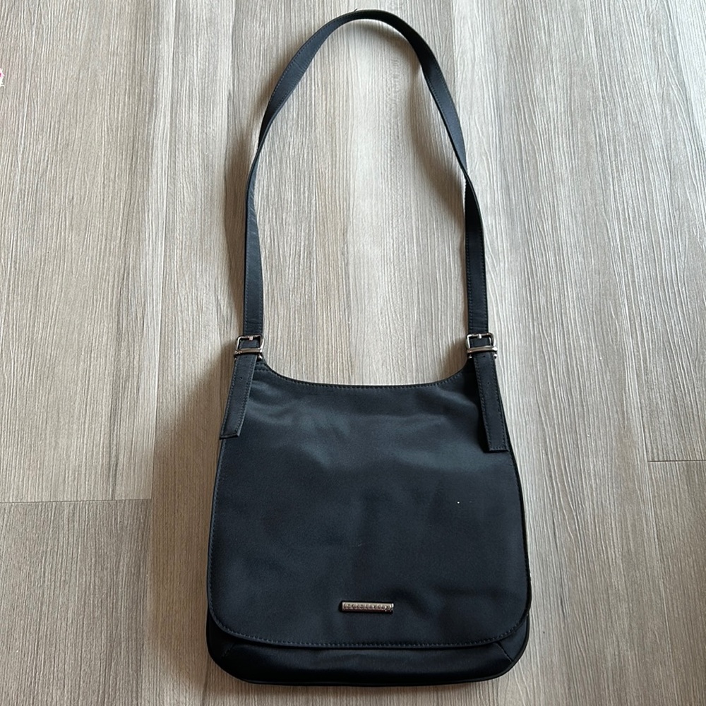 Relativity Black Purse